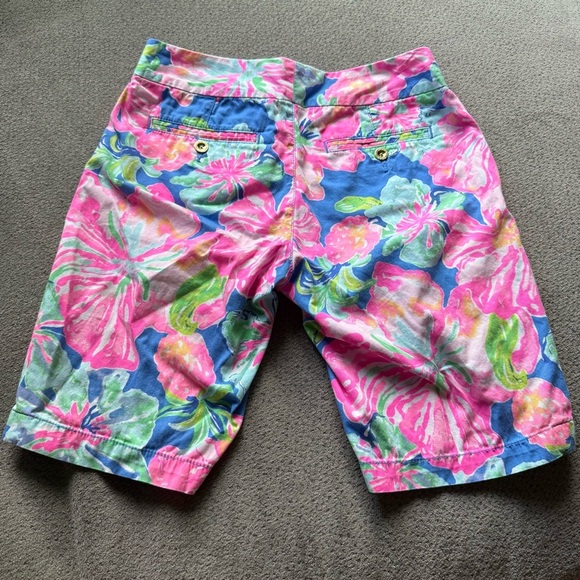 Lilly Pulitzer The Chipper Short 10' Jungle Utopia Size 2 Bermudas shorts - Picture 2 of 8